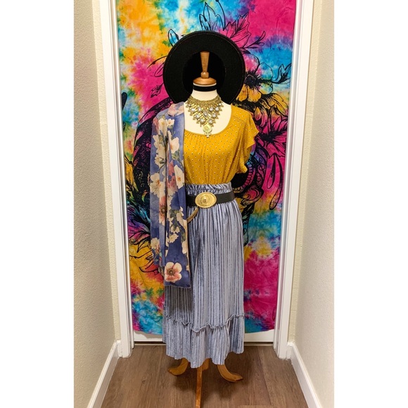 π Stylish sunny lace top - Picture 9 of 11